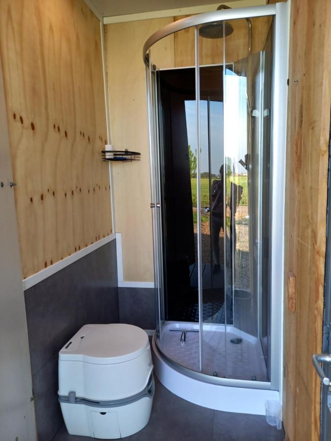 Tiny House Het Polderhuisje Streefkerk Bagian luar foto
